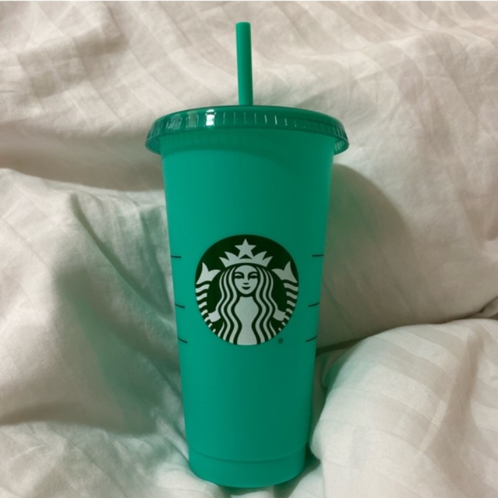 Color changing Starbucks cup